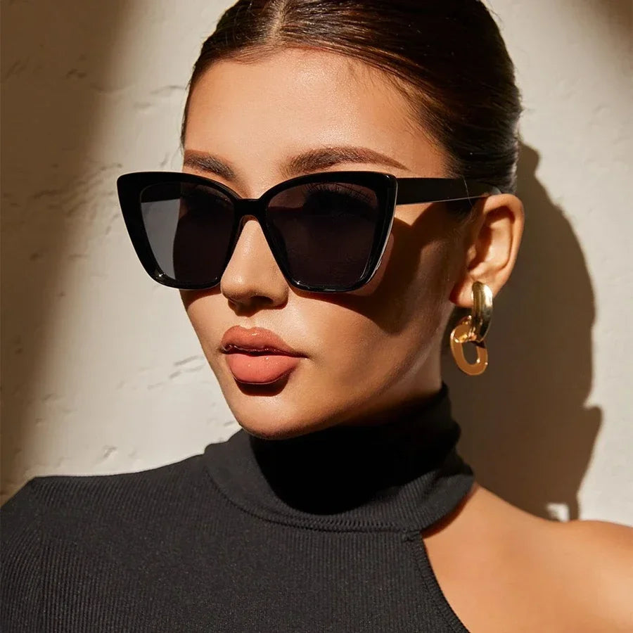 Vintage Cat-Eye Sunglasses ROM